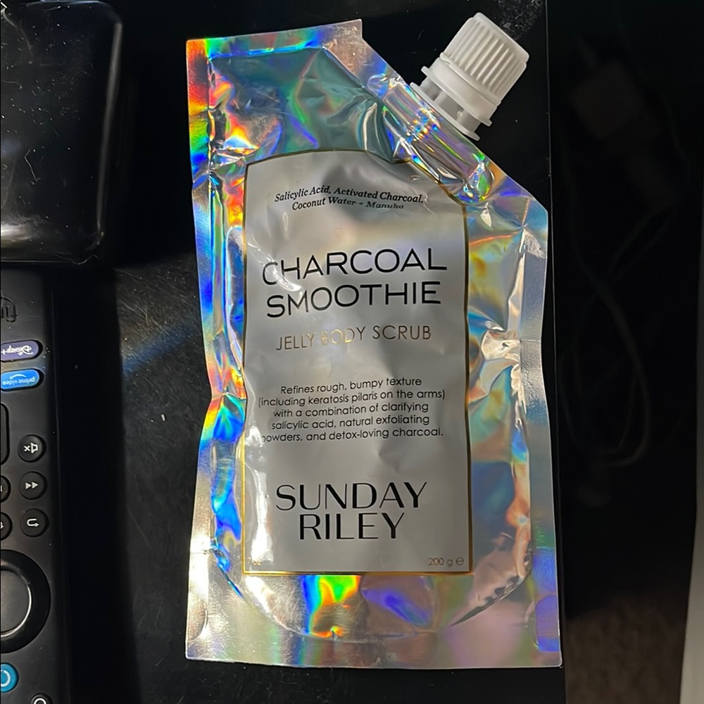 Sunday Riley Charcoal Smoothie Jelly Scrub in Holographic Pouch
